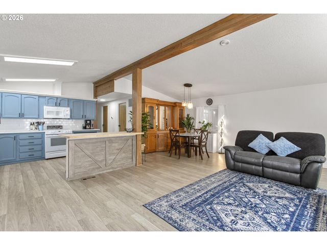 700 Ne 183RD Ave 12, Portland, OR 97230
