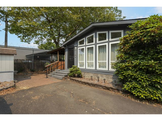 700 Ne 183RD Ave 12, Portland, OR 97230