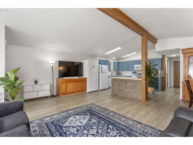 700 Ne 183RD Ave 12, Portland, OR 97230