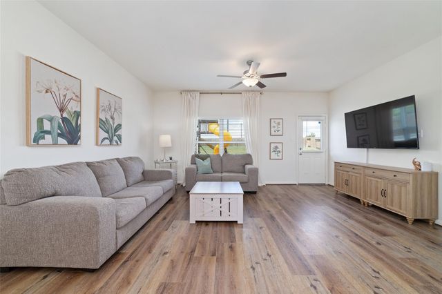 20707 Solstice Point Drive, Hockley, TX 77447