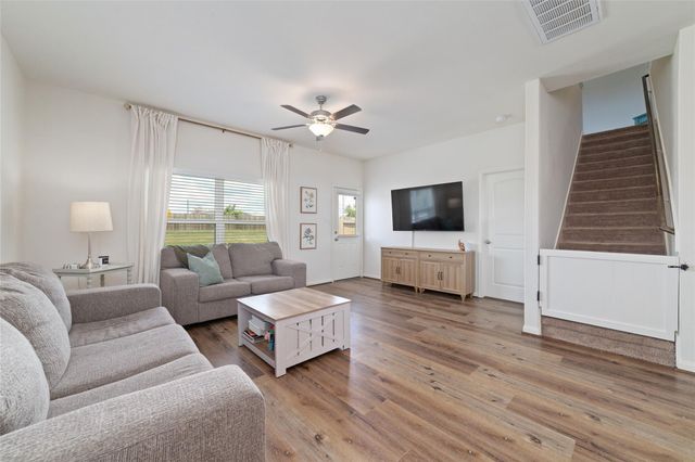 20707 Solstice Point Drive, Hockley, TX 77447
