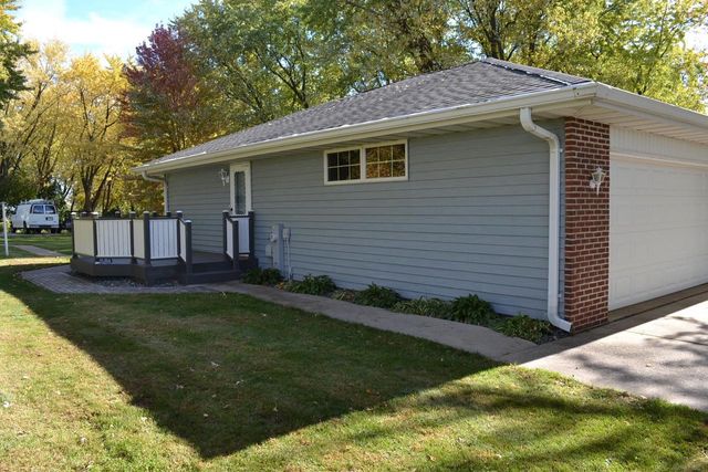 3856 KNAPP STREET, Oshkosh, WI 54902