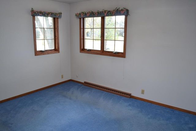 3856 KNAPP STREET, Oshkosh, WI 54902