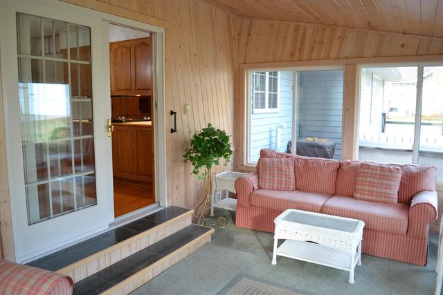 3856 KNAPP STREET, Oshkosh, WI 54902