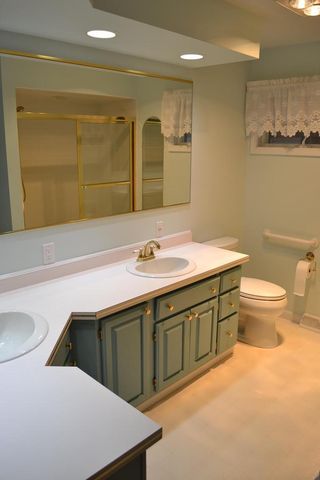 3856 KNAPP STREET, Oshkosh, WI 54902