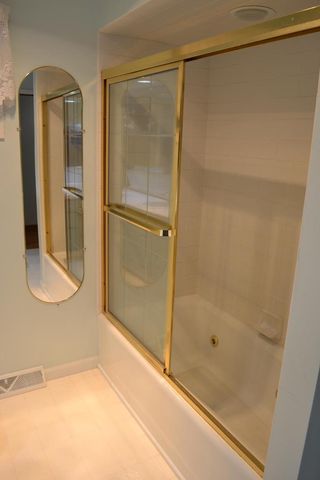 3856 KNAPP STREET, Oshkosh, WI 54902