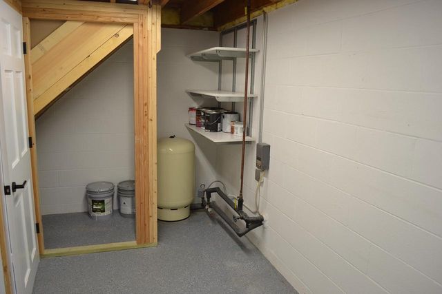 3856 KNAPP STREET, Oshkosh, WI 54902