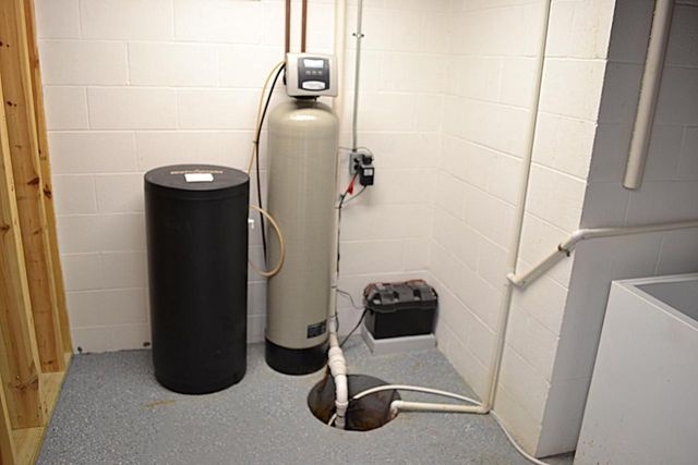 3856 KNAPP STREET, Oshkosh, WI 54902