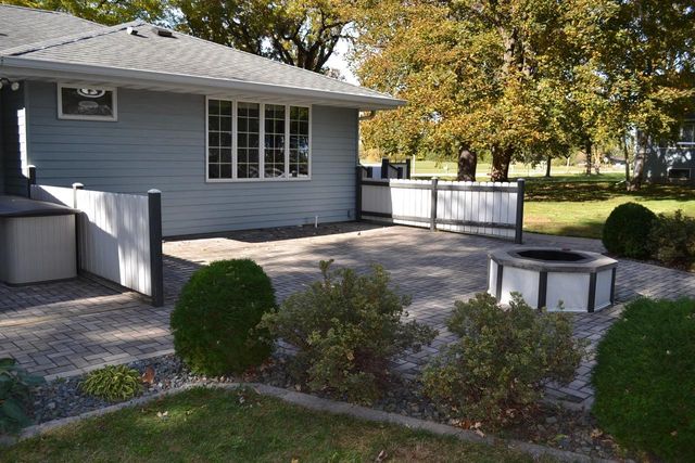 3856 KNAPP STREET, Oshkosh, WI 54902