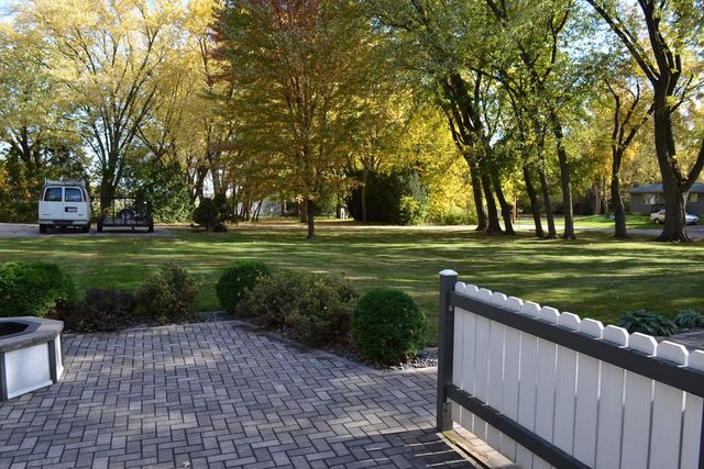 3856 KNAPP STREET, Oshkosh, WI 54902