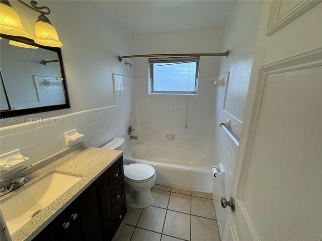 2000 Buchanan St 3, Hollywood, FL 33020