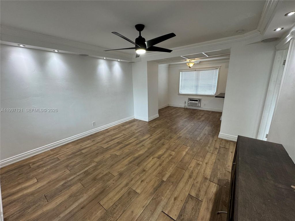 2000 Buchanan St 3, Hollywood, FL 33020