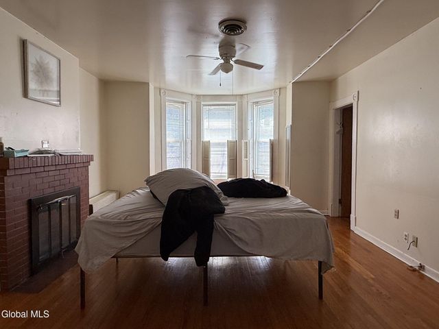 229 Green Street, Schenectady, NY 12305