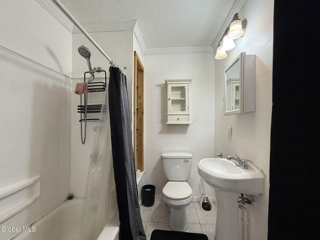 229 Green Street, Schenectady, NY 12305