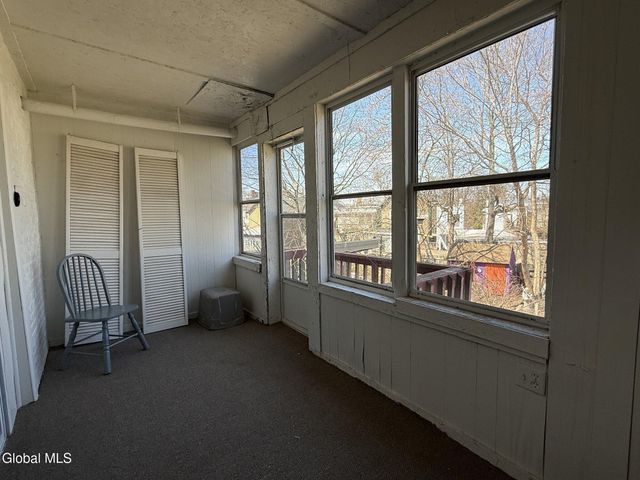 229 Green Street, Schenectady, NY 12305