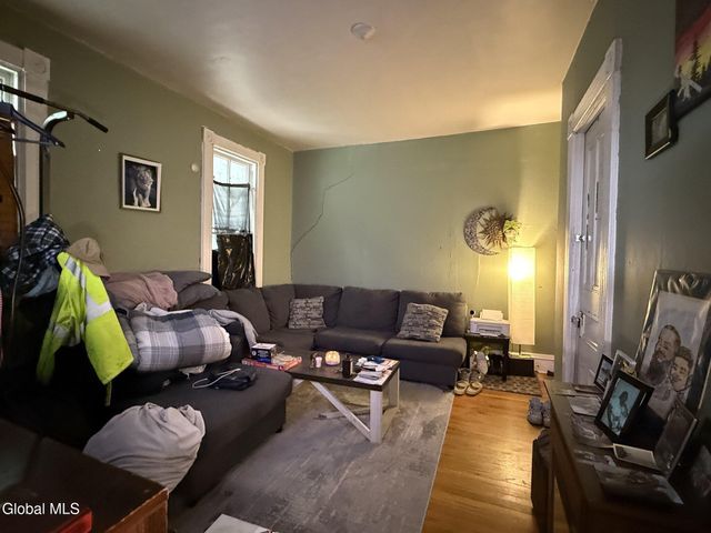 229 Green Street, Schenectady, NY 12305
