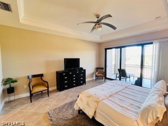 2547 Marquesa Royale LN 3-201, Naples, FL 34109