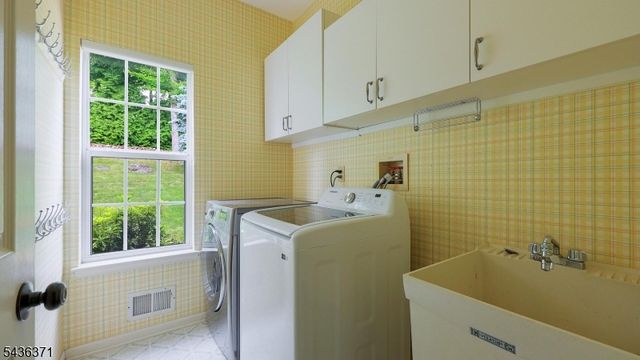 184 Smoke Rise Rd, Bernards Twp., NJ 07920
