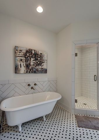 711B 45th Ave, N, Nashville, TN 37209