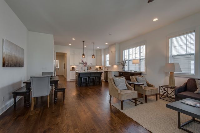 711B 45th Ave, N, Nashville, TN 37209