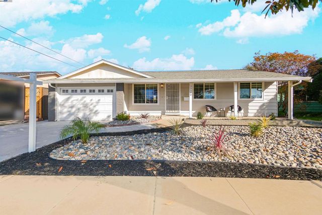 39580 Eric St, Fremont, CA 94538