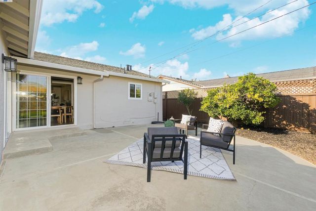39580 Eric St, Fremont, CA 94538