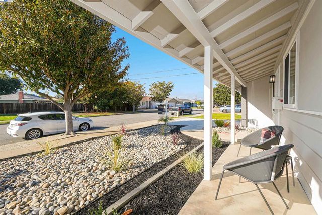 39580 Eric St, Fremont, CA 94538