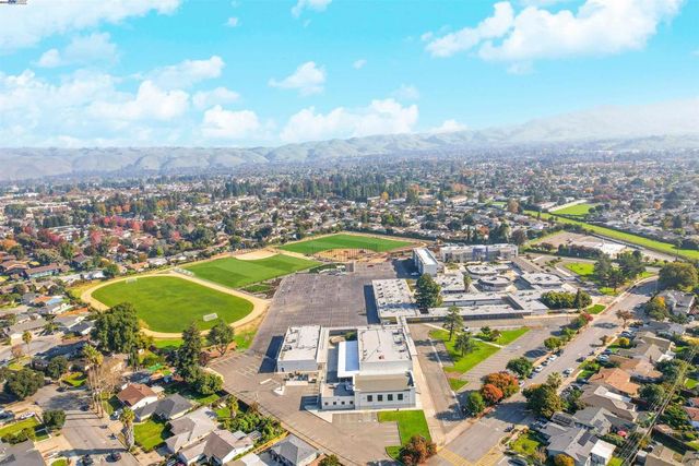 39580 Eric St, Fremont, CA 94538