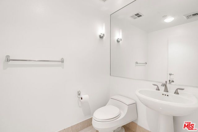 13600 Marina Pointe Drive 404, Marina Del Rey, CA 90292