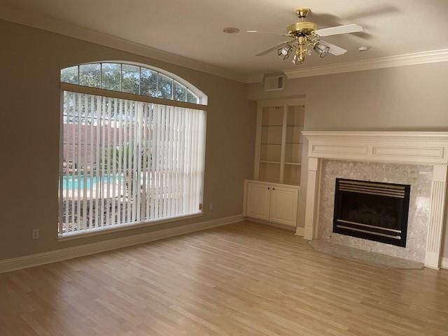 3419 Scenic Elm Street, Houston, TX 77059