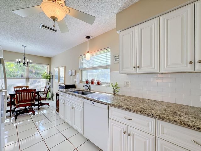 6010 COURTSIDE DRIVE, Bradenton, FL 34210