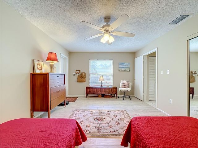 6010 COURTSIDE DRIVE, Bradenton, FL 34210