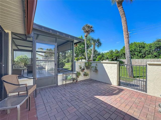 6010 COURTSIDE DRIVE, Bradenton, FL 34210