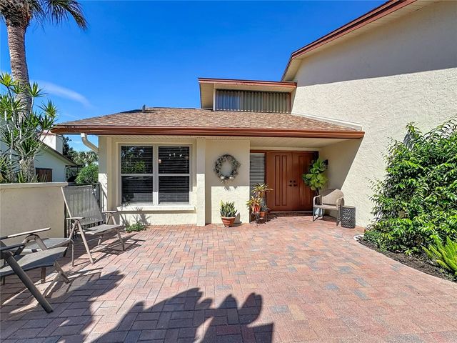 6010 COURTSIDE DRIVE, Bradenton, FL 34210