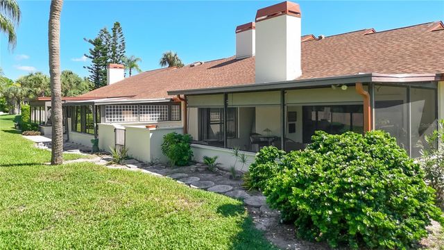 6010 COURTSIDE DRIVE, Bradenton, FL 34210
