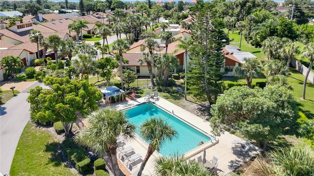 6010 COURTSIDE DRIVE, Bradenton, FL 34210