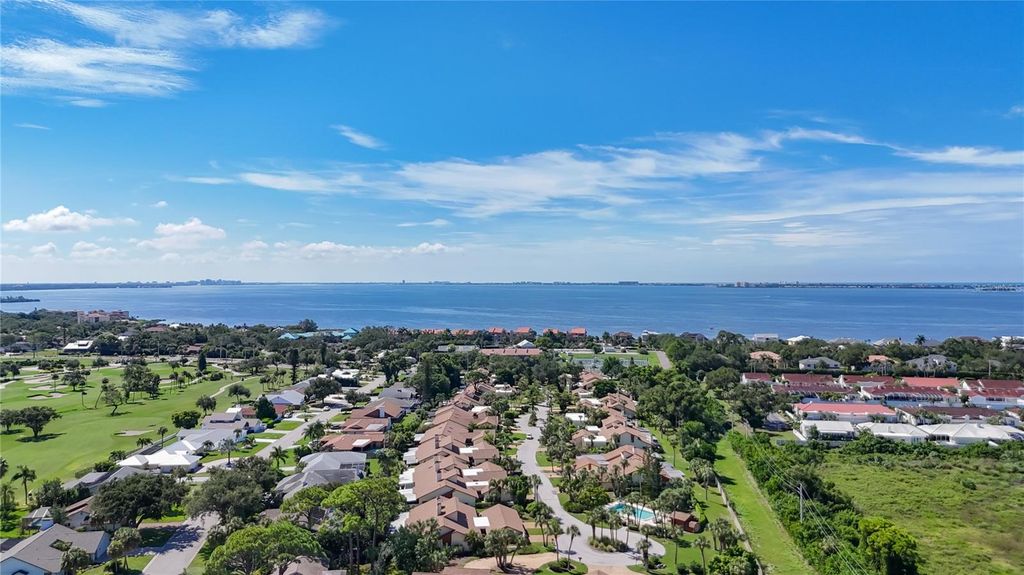6010 COURTSIDE DRIVE, Bradenton, FL 34210