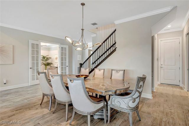 9574 Everglades DR, Naples, FL 34120