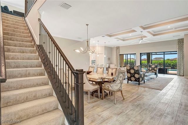 9574 Everglades DR, Naples, FL 34120