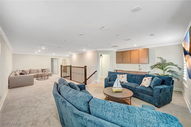 9574 Everglades DR, Naples, FL 34120