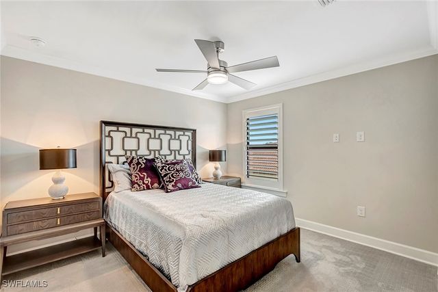 9574 Everglades DR, Naples, FL 34120