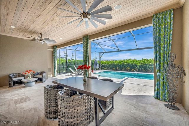 9574 Everglades DR, Naples, FL 34120