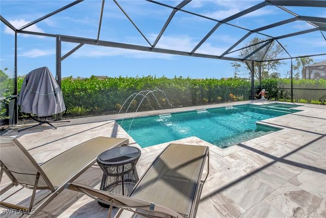 9574 Everglades DR, Naples, FL 34120