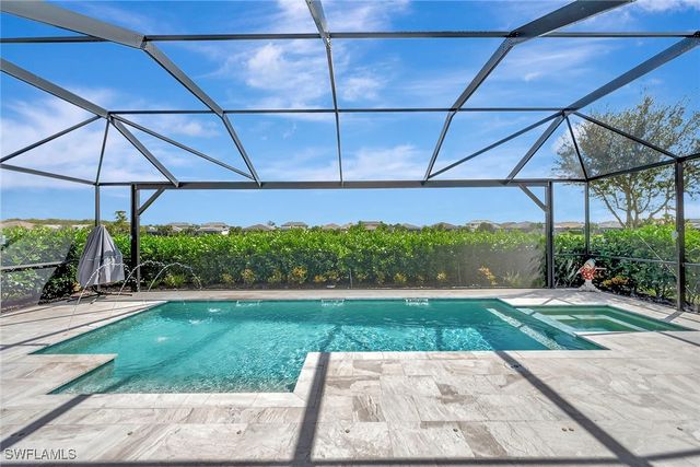 9574 Everglades DR, Naples, FL 34120