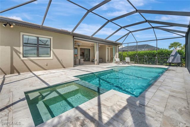 9574 Everglades DR, Naples, FL 34120