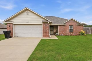 15484 Walnut Glen, Alexander, AR 72202