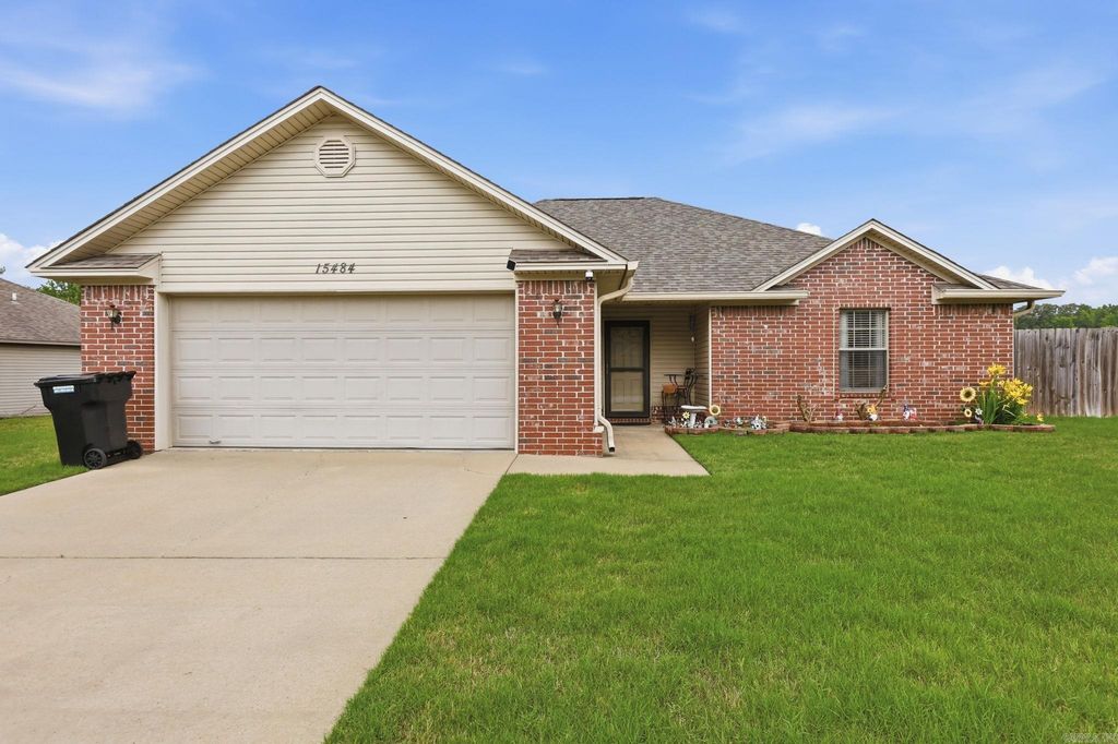 15484 Walnut Glen, Alexander, AR 72202