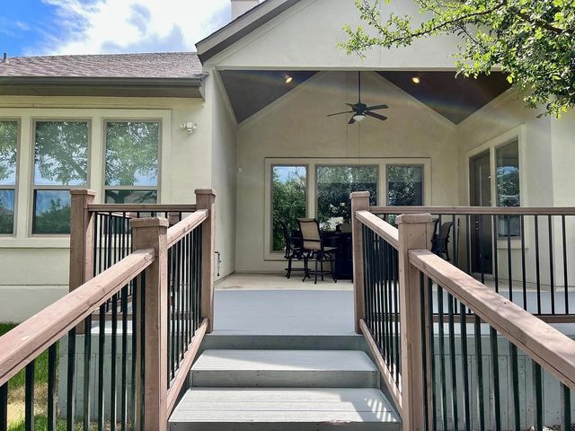 205 Barefoot Park LN, Georgetown, TX 78628