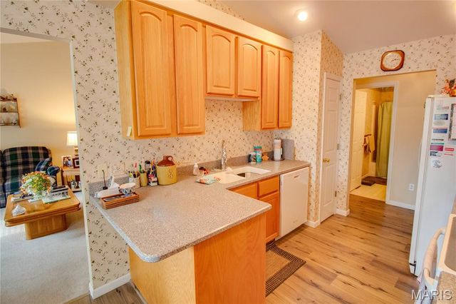 1625 Mont Vista Avenue, Godfrey, IL 62035