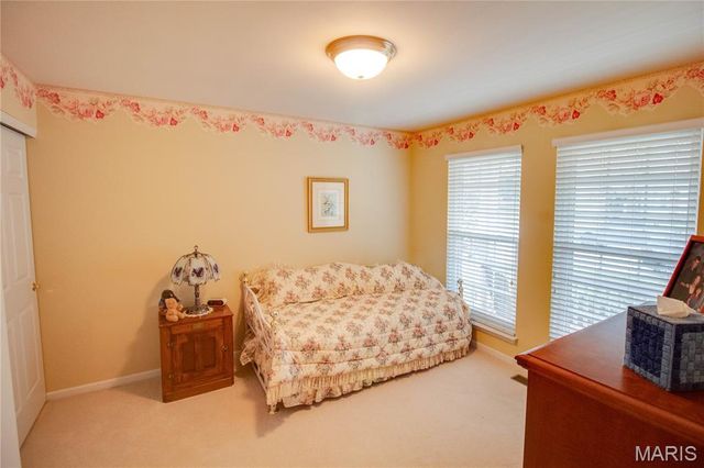 1625 Mont Vista Avenue, Godfrey, IL 62035